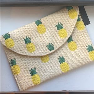 Pineapple Clutch